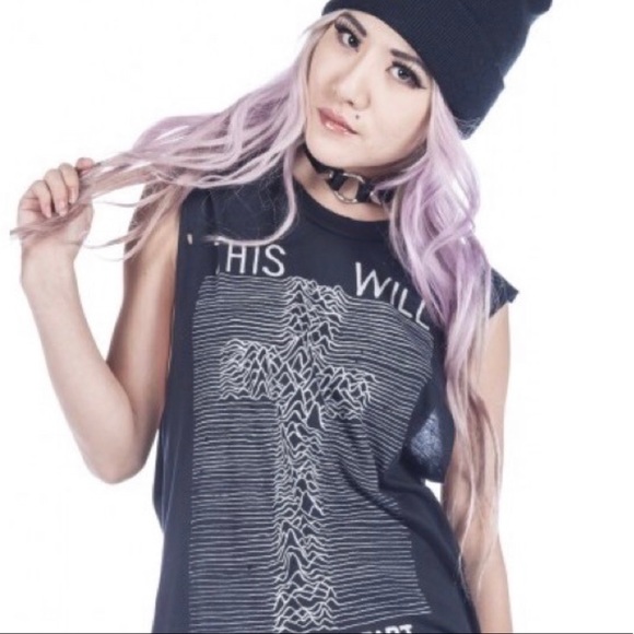 🌟RARE🌟 Unif LOVE WILL TEAR US APART Unisex - Picture 4 of 7